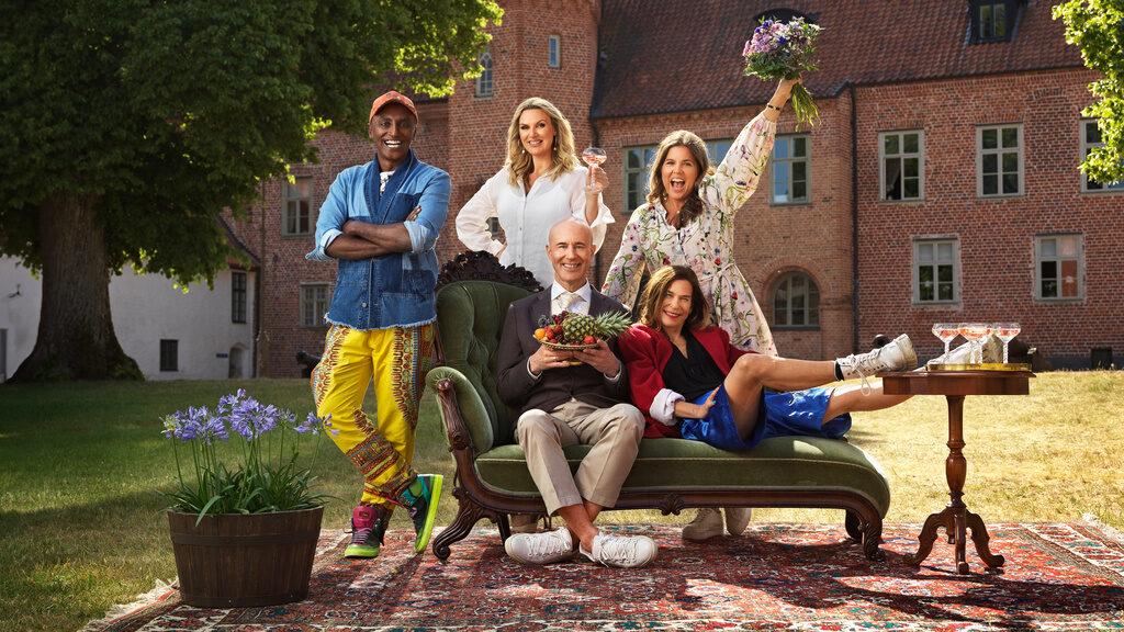 Stjärnorna på slottet med Mark Levengood, Pernilla Wiberg, Sanna Nielsen, Marcus Samuelsson och Caroline af Ugglas