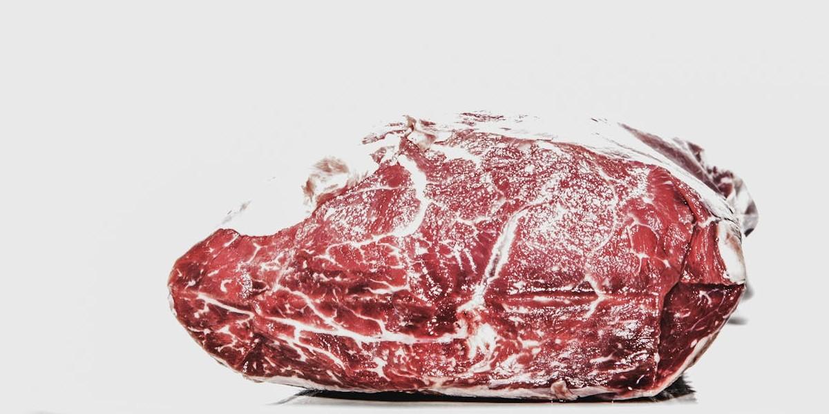 Carnivore-diet innebär att man äter kött alla måltider på dygnet.