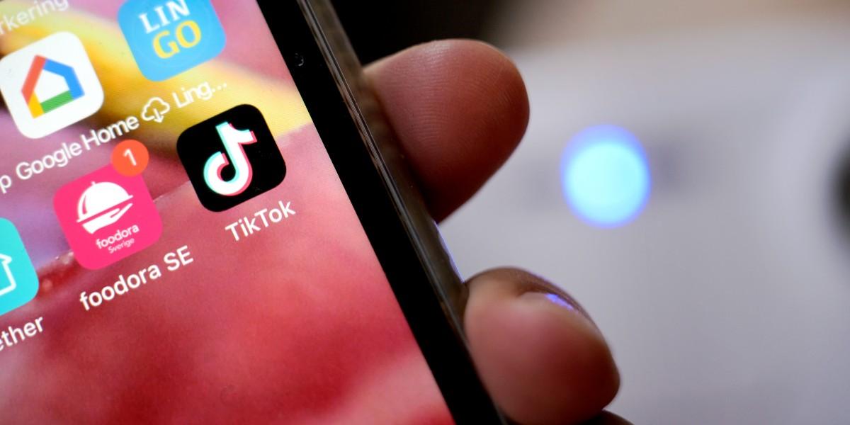 Svensk “galen pensionär” gör succé på Tiktok