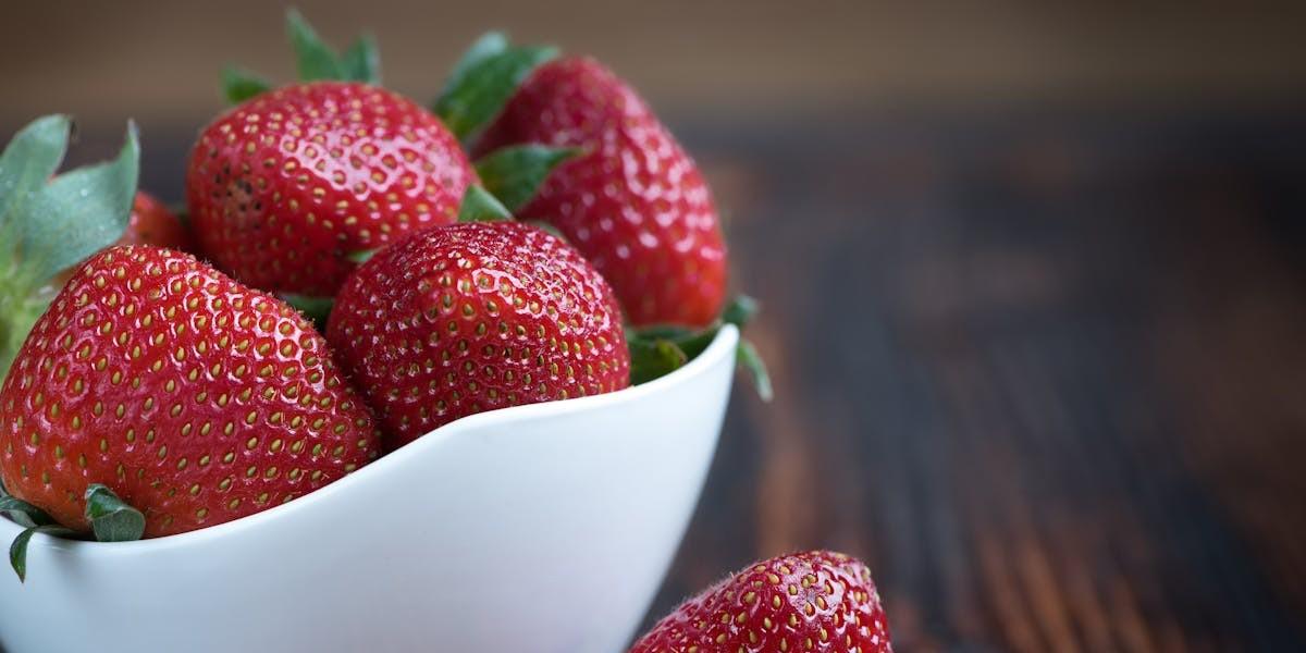 Svenska jordgubbar smakar sötare än importerade