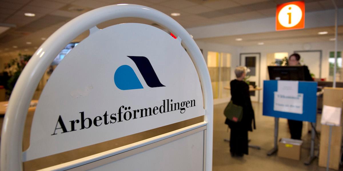 Arbetsförmedlingen. Enligt en pensionsekonom påverkar en period av arbetslöshet knappt pensionen alls så om du är, eller har varit arbetslös under en period, behöver du inte vara orolig