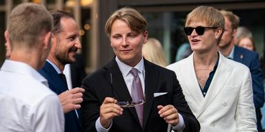 Den omsusade prinsen Marius Borg Høiby t. h. här med med kronprins Haakon och prins Sverre Magnus.