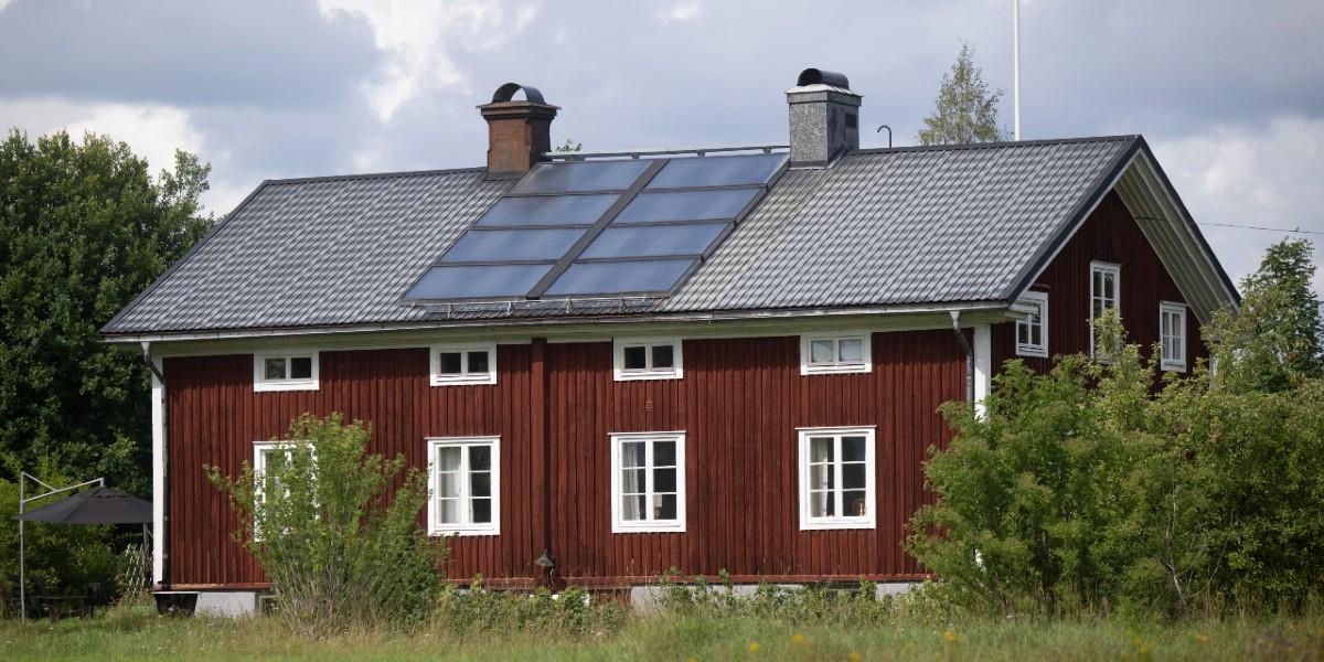 Elbatterier och solceller