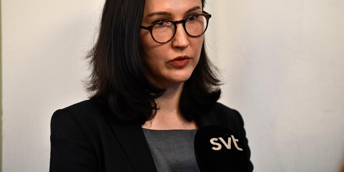 Region Stockholms högsta politiker, Aida Hadžialić (S). Fyra sjukhus i Stockholm är nu inte längre aktiebolag.