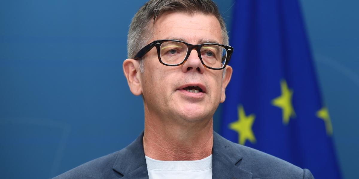 Diskrimineringsombudsman Lars Arrhenius. Allt fler anmälningar om diskriminering inkommer till DO. Lars Arrhenius säger att DO har beslutat att kommande år prioritera insatser för att motverka rasism och diskriminering som har med etnisk tillhörighet, religion eller annan trosuppfattning att göra
