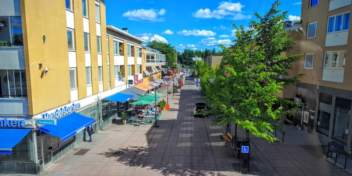 Kramfors, kommunen där det nästan är dubbelt så dyrt att hyra en lägenhet på ett äldreboende som att hyra en vanlig hyreslägenhet
