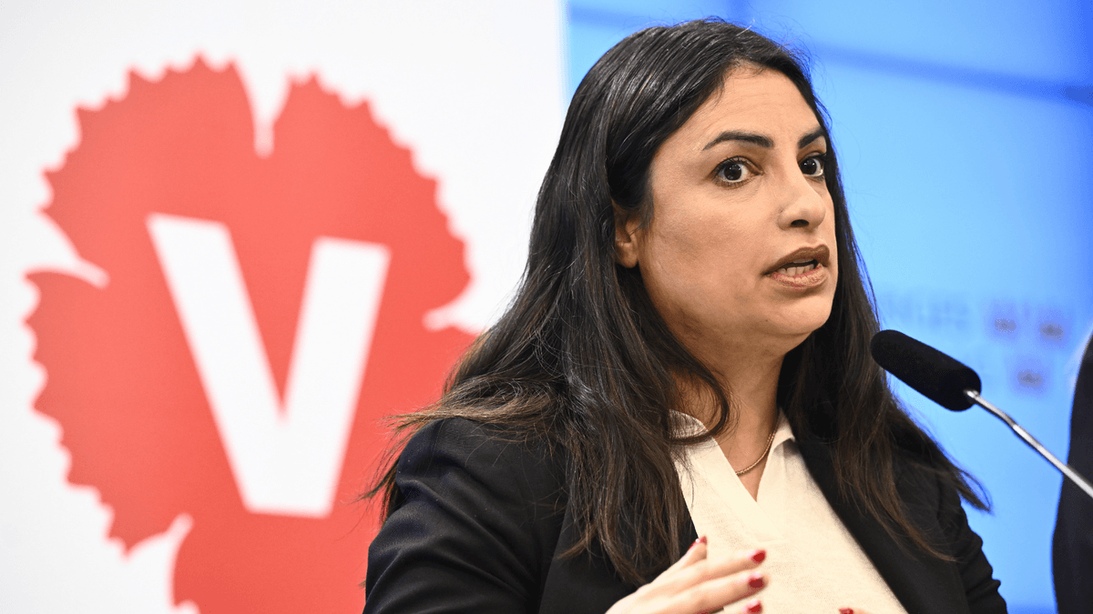 Vänsterpartiets partiledare Nooshi Dadgostar.