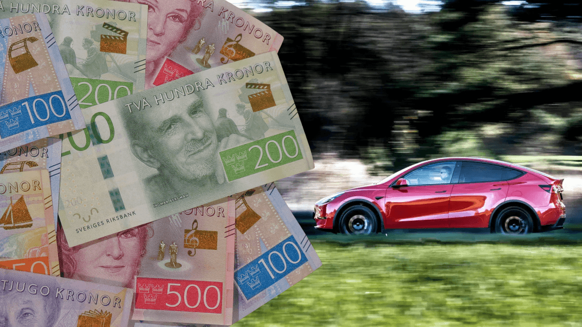 Svenska sedlar till vänster och en Tesla elbil till höger.